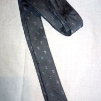 вратовръзка H&M черна с фигурки, снимка 2 - Други - 40832549