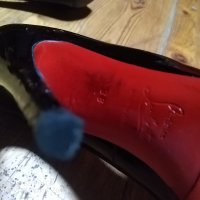 louboutin обувки със ток, снимка 5 - Дамски обувки на ток - 42643189