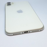 Корпус за iPhone 11 бял употребяван, снимка 3 - Резервни части за телефони - 44779147