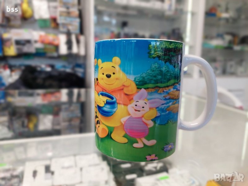 Бяла порцеланова чаша с изображение от детското филмче Мечо Пух, снимка 1