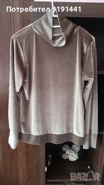 Дамски комплект и късо потниче, снимка 1