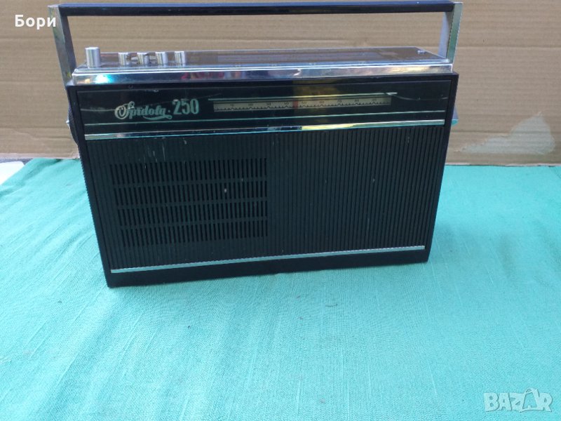 VEF SPIDOLA 250 (Vega)  Радио, снимка 1