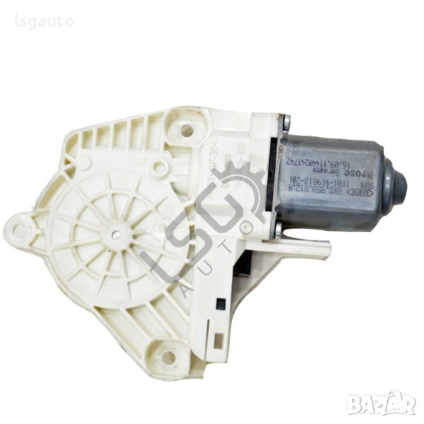 Моторче заден десен ел. стъклоповдигач AUDI A6 (4G, C7) 2011-2018 ID:102704, снимка 1