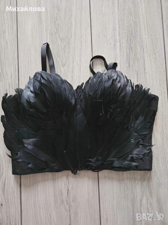 Черно бюстие с пера, снимка 1