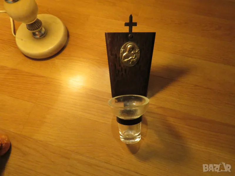 Старинен православен меден иконостас, триптих с Богородица и младенеца - 22х 10 см  Исус Христос, снимка 1