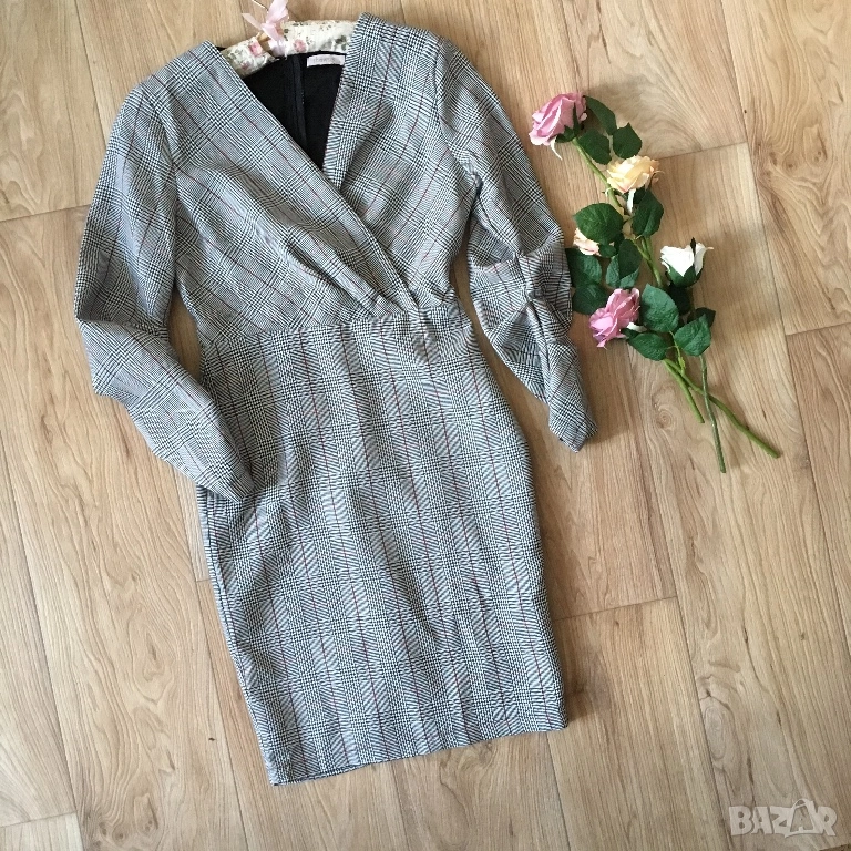Разпродажба спешно! Нова рокля каре офис стил с подплата S, снимка 1