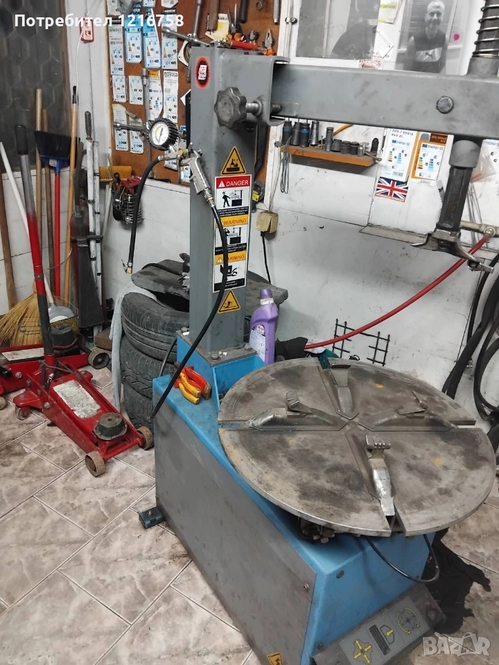 Продавам машини за демонтаж и баланс на гуми , снимка 1