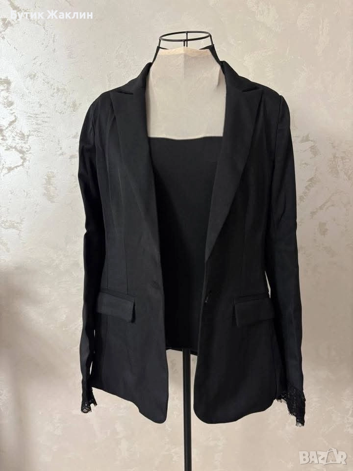 Блейзър с дантела на ръкава, снимка 1