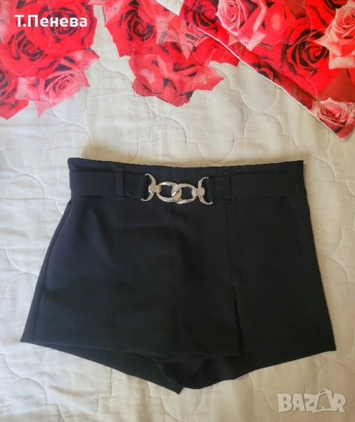 Пола-панталoнки bershka., снимка 1