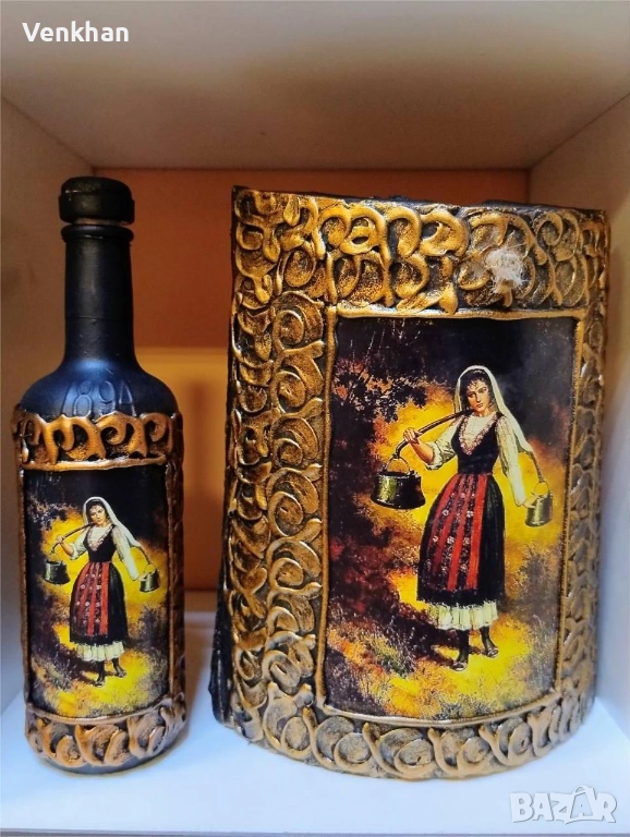 Kомплект малка керемида и шише декоративни., снимка 1