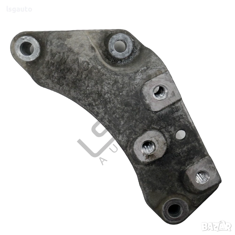 Конзола  двигател Volkswagen Passat (B7) 2010-2014 ID: 154193, снимка 1