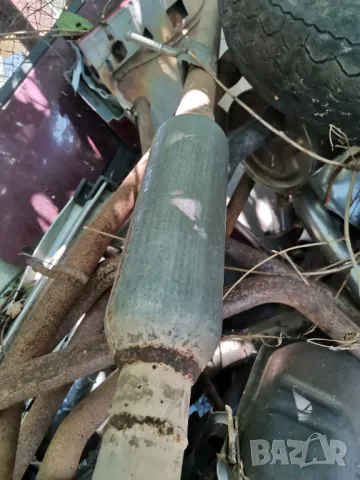 Задно гърне дачия дъстър 1.6 16в 4х4 2013 година , снимка 11 - Части - 47478827