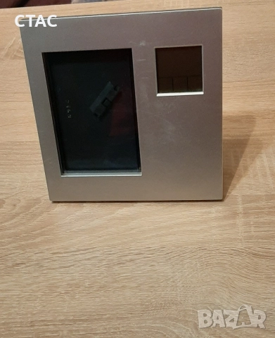 Настолен часовник със снимка и Комплект аудио адаптери SIGNALEXза MP3,стереоуредби, снимка 2 - Друга електроника - 51858211