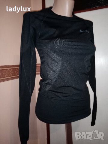 Odlo, Оригинална функционална блуза, Размер М. Код 1974, снимка 3 - Спортни дрехи, екипи - 40888828