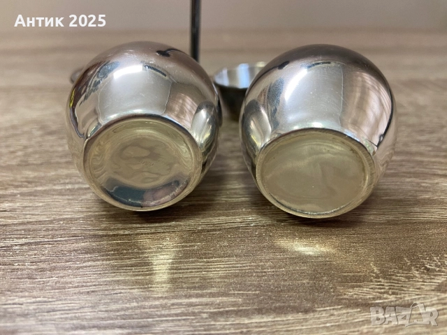 Елегантен винтидж комплект за сол и пипер – керамика със сребърно покритие, с поставка, снимка 7 - Антикварни и старинни предмети - 52845093