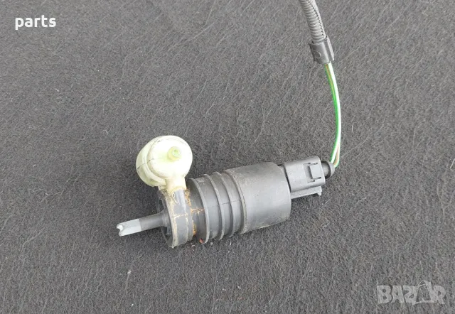 Помпа Казанче Чистачки VW Голф 4
- Ауди A3 8L
(2) - 1J0973722, снимка 5 - Части - 49926471