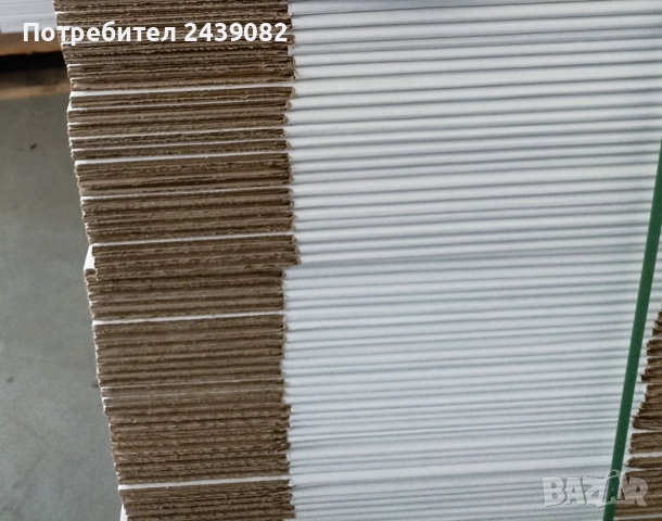 Кашони бели нови, снимка 2 - Друго търговско оборудване - 52688721