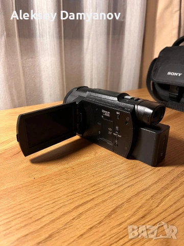 Sony Handycam FDR-AX33 – 4K видеокамера (пълен комплект), снимка 3 - Камери - 53540907