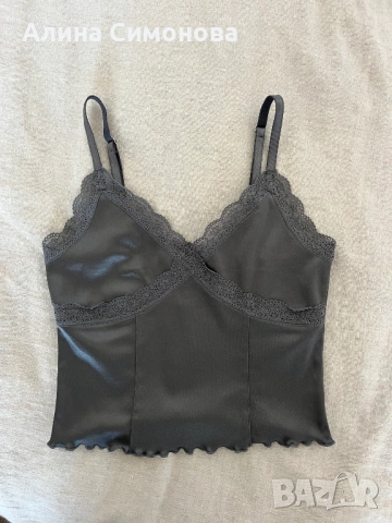 Сив сатенен топ H&M XXS с дантела🤍, снимка 2 - Корсети, бюстиета, топове - 53600090