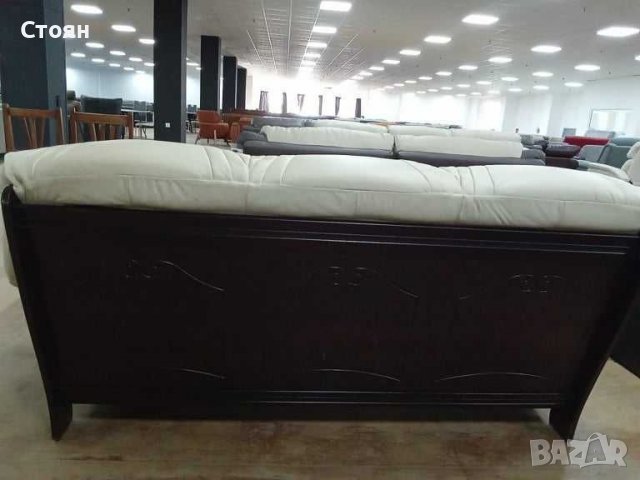 Кремав кожен диван с дървен обков - естествена кожа, снимка 5 - Дивани и мека мебел - 39676149