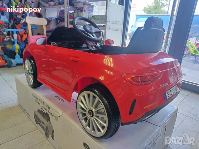 MERCEDES-BENZ 12V Акумулаторна кола CLS 350 червен, снимка 7 - Други - 53849507