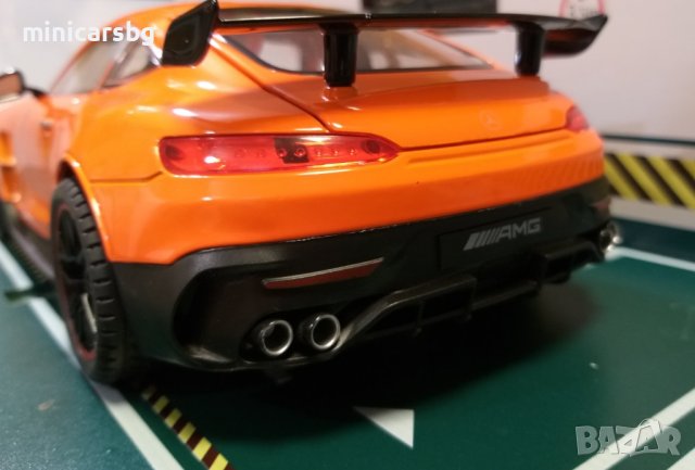 1:18 Метални коли: Mercedes-Benz AMG GT (C190) Black Series (Мерцедес-Бенц), снимка 5 - Колекции - 30110610