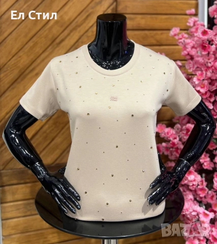 🩷Дамски тениски НА ЕДРО ✨🔥🔥🔥 👍 ✨𝗣𝗿𝗶𝗰e :18€ за брой ✨𝗦ı𝘇𝗲: S M L XL XXL 📌5 бр в серия, снимка 7 - Тениски - 53631936