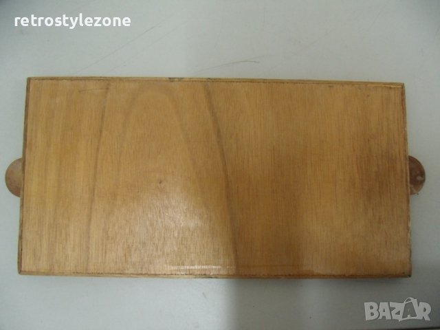 № 7047 стар дървен поднос   - орнаменти от дърво / апликация / и пирография  - размер 40,5 / 21 см  , снимка 4 - Други ценни предмети - 41342577