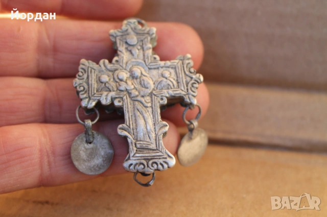 Възрожденски сребърен кръст, снимка 2 - Антикварни и старинни предмети - 53596812