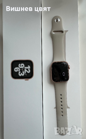 Apple Watch SE Gold Aluminium Case Starlight Sport Band 40mm , снимка 3 - Смарт гривни - 44805016