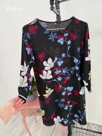 Красива рокля в размер S, снимка 3 - Рокли - 48428519