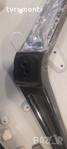 оригинална стойка телевизор polaroid модел TQL55uhdpr, снимка 2 - Стойки, 3D очила, аксесоари - 35928527