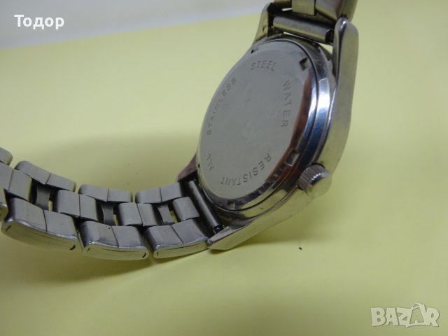 Мъжки кварцов часовник Yves Bertelin, френски, употребяван, работи , снимка 6 - Мъжки - 37994135