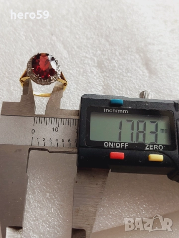 Съвременен дамски златен пръстен 18к с прекрасен гранат и диаманти.Има и сертификат , снимка 9 - Пръстени - 51484845