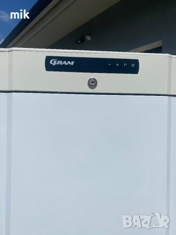 Професионален хладилник Gram 188 см 3 броя, снимка 9 - Обзавеждане на кухня - 40289853