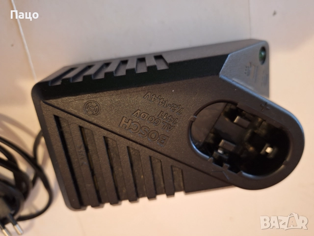 BOSCH AL60 DV1411 ЗАРЯДНО/7,2V-14,4V, снимка 3 - Други инструменти - 52127060