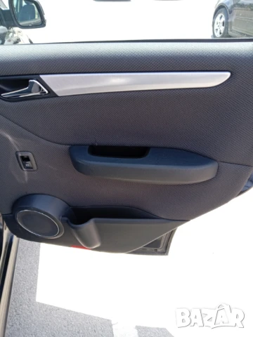 Mercedes-Benz A 180 170 800км!!!! 2.0 CDI AVANTGARDE!!!Facelift, снимка 13 - Автомобили и джипове - 50746332