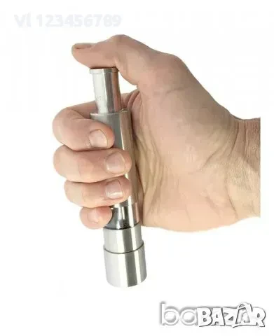 Мелничка за сол или пипер тип "Помпа"