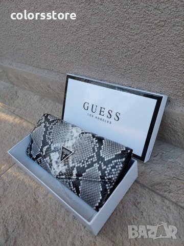 Луксозен портфейл Guess кодD- IM96AG, снимка 2 - Портфейли, портмонета - 41058968