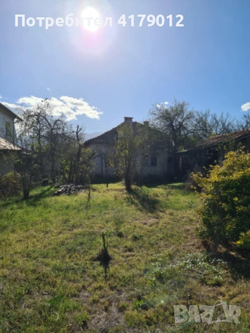Къща (105кв) в град Костенец с двор 1206 кв., снимка 4 - Къщи - 53566585