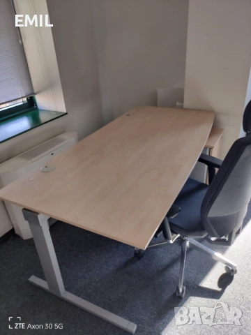 продавам бюро - 2бр