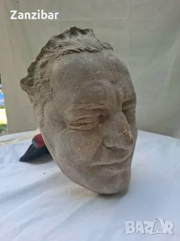 Любомир Далчев.