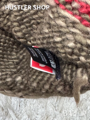 Зимна шапка THE NORTH FACE , снимка 4 - Шапки - 52792935