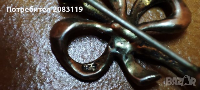 Винтидж сребърна игла/брошка с марказит и рубинен лък

, снимка 3 - Антикварни и старинни предмети - 44185671