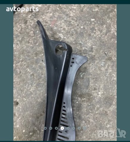 Vw touran 2004година Лайна под предно стъкло, снимка 3 - Части - 40365099