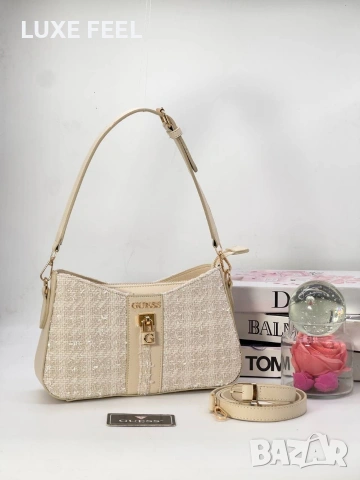 GUESS 💎 Дамски Чанти , снимка 3 - Чанти - 53396458