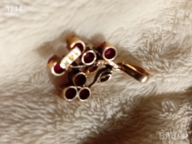 Стар златен медальон с диаманти и рубини ръчна изработка уникат, снимка 3 - Колиета, медальони, синджири - 53646826