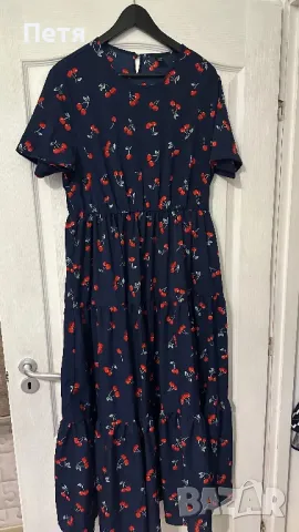 Дамска рокля на череши, снимка 1