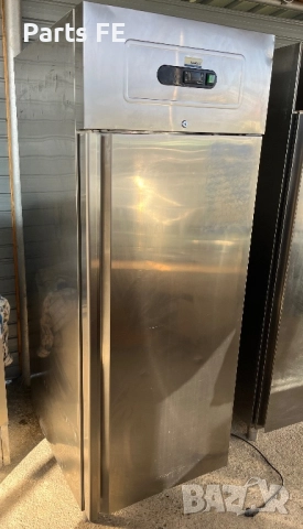 Професионален фризер вертикален profesionalen frizer vertikalen