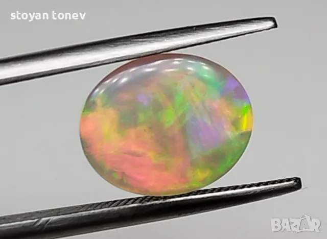 Деликатен кристален опал с нежни цветове - 2.08кт.! Сертифициран!, снимка 11 - Други - 49735004